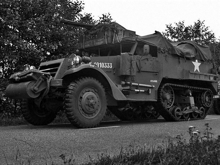  White M2A1 Half-track 1942 года  (фото 2 из 2)